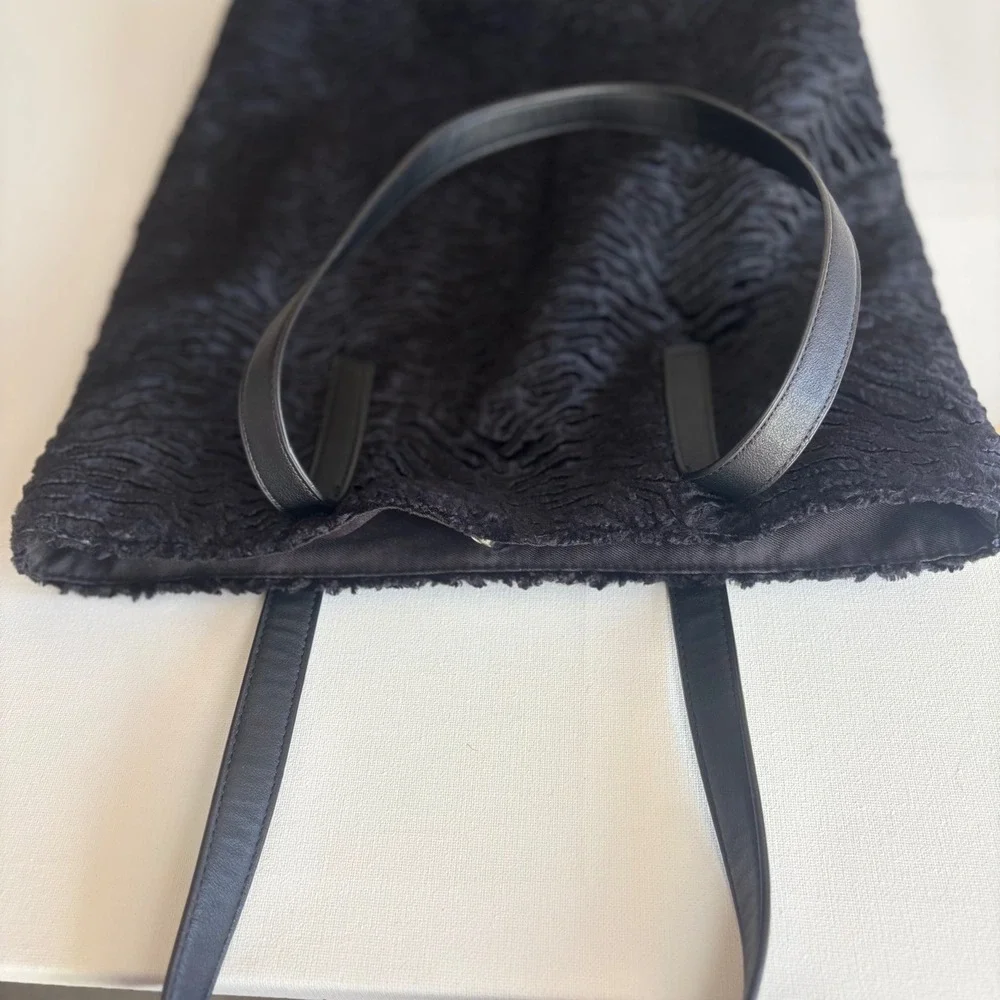 Urban Outfitters Black Textured Faux Fur Tote Bag Shoulder Bag‎ Whimsigoth